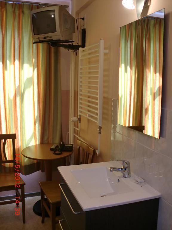 Budget Hotel Neutraal Амстердам Стая снимка