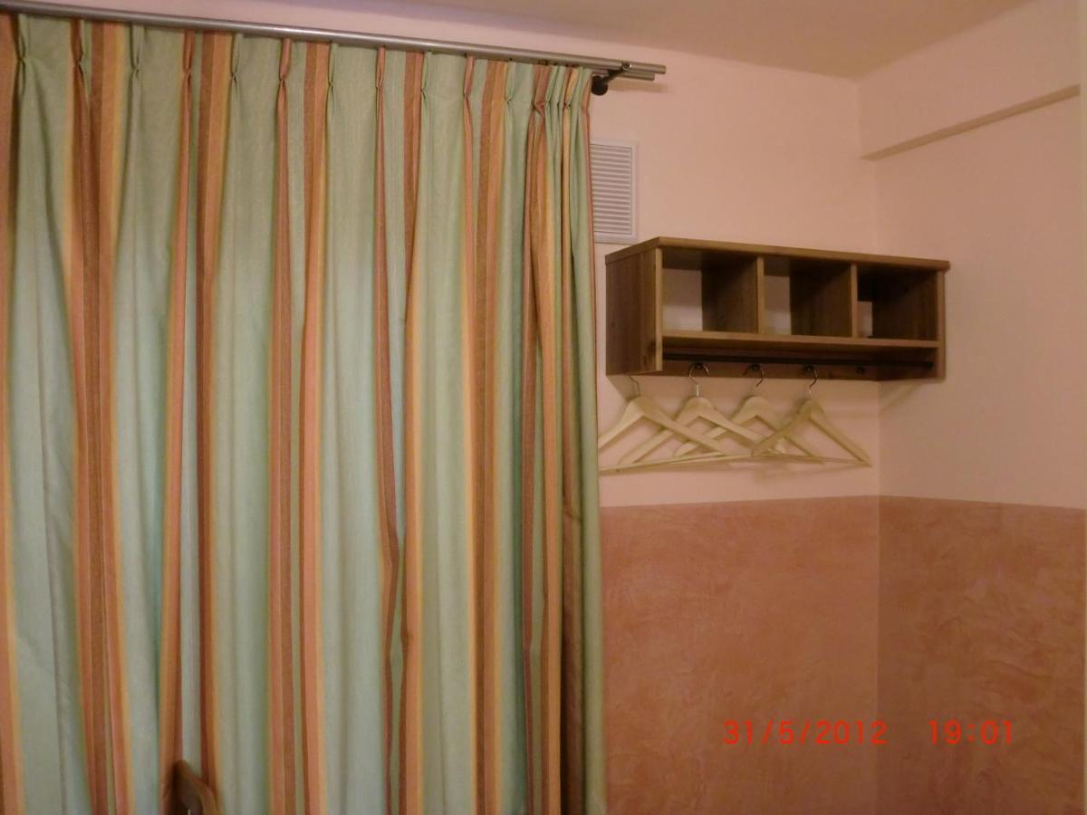 Budget Hotel Neutraal Амстердам Екстериор снимка